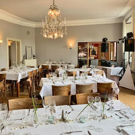 Hotel Zollhaus 3*