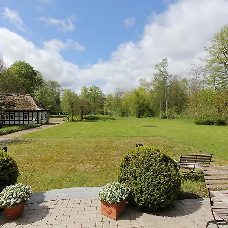 מלון Zollhaus 3*